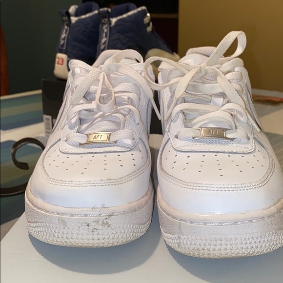 Nike Air Force 1s - Picture 5 of 9